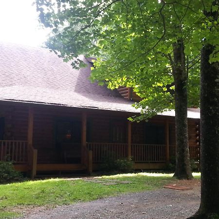 Galax Fiddlers Roost B&B Cabins מראה חיצוני תמונה