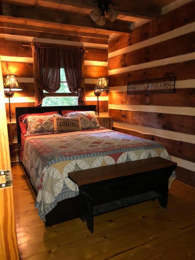 Galax Fiddlers Roost B&B Cabins מראה חיצוני תמונה
