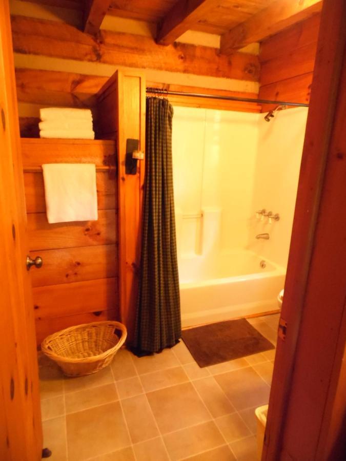 Galax Fiddlers Roost B&B Cabins מראה חיצוני תמונה