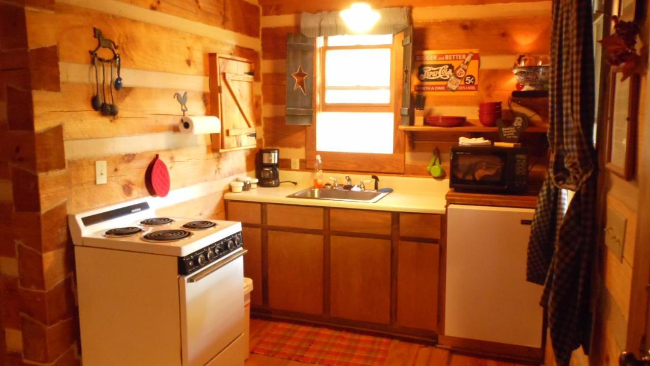 Galax Fiddlers Roost B&B Cabins מראה חיצוני תמונה